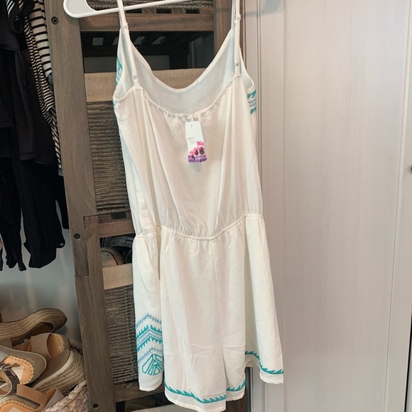 Romper - Picture 2 of 4